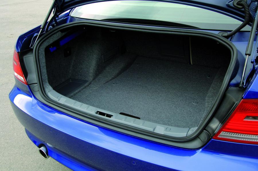  BMW 3-Series Coupe 2007 года  (фото 89 из 219)